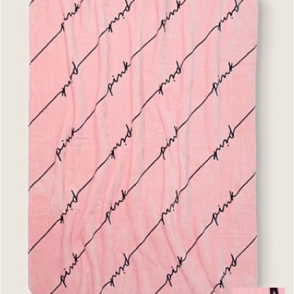 ❄️BNWT victoria secret cozy plush blanket, one size - Picture 2 of 2